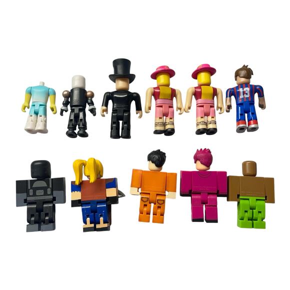 Roblox Mixed Lot Random Figures and Random Accessories No Codes - Picture 2 of 6